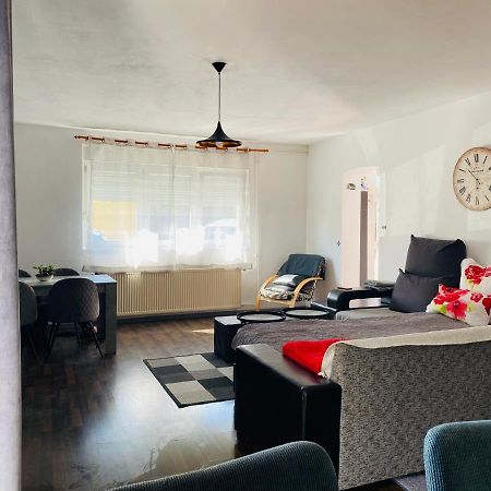 Apartment Zvecaj Ðakovo Eksteriør bilde